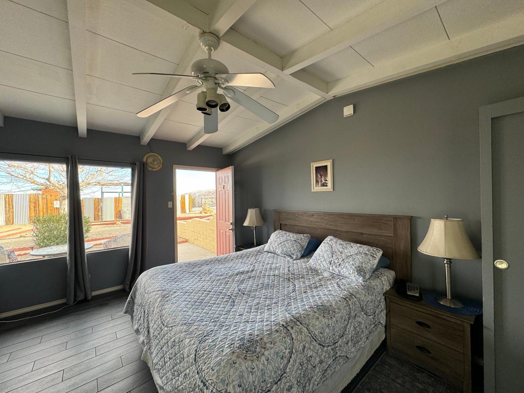 Harmony Motel Twentynine Palms Bagian luar foto