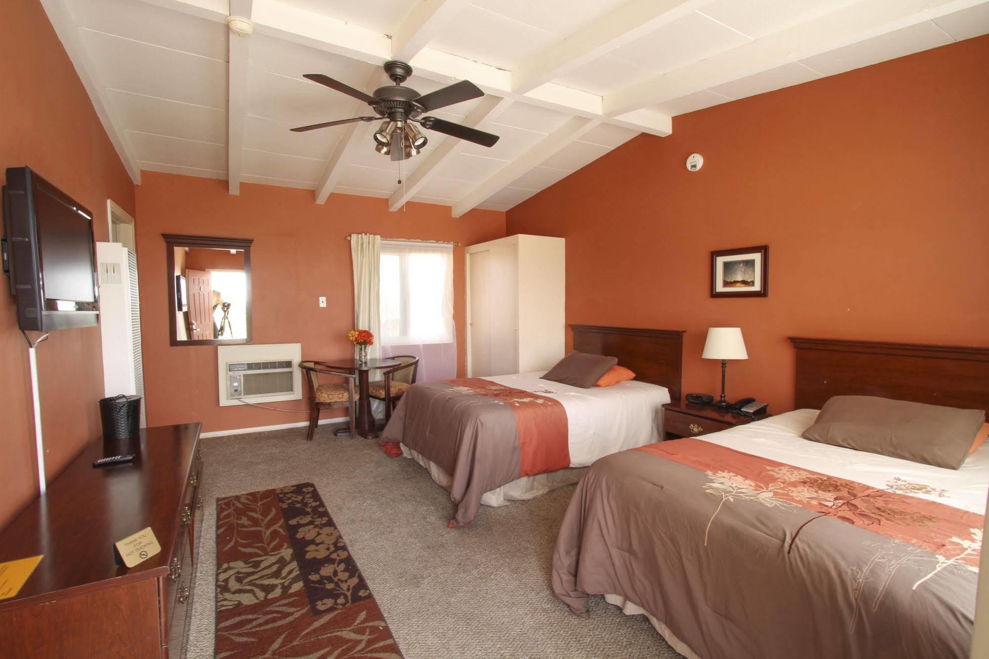 Harmony Motel Twentynine Palms Bagian luar foto